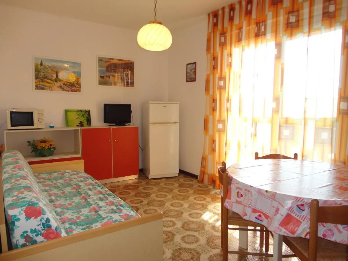 Enjoy A Cozy Apartment With Large Terrace Porto Santa Margherita di Caorle